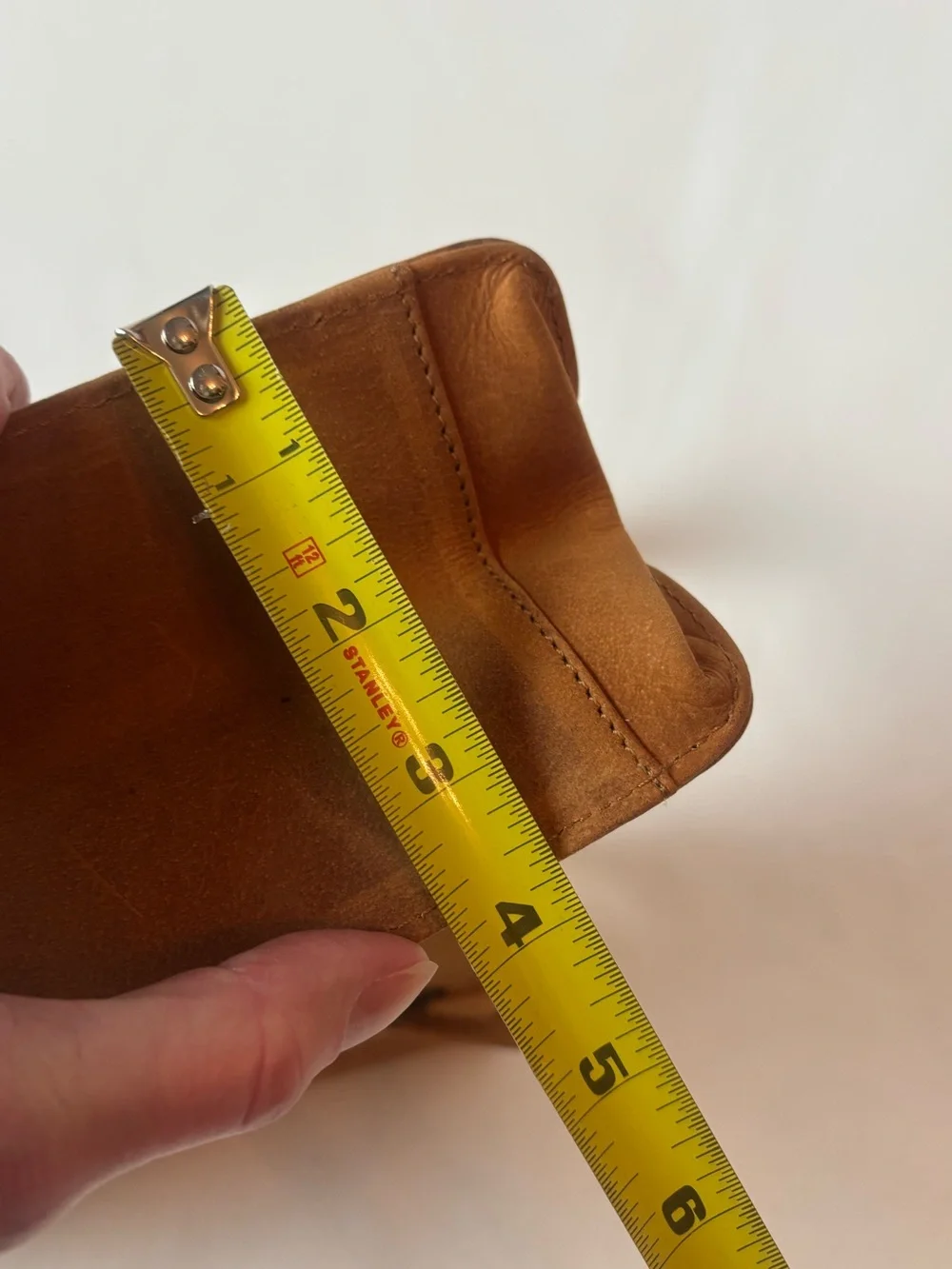 NWOT LEABAGS London Leather Messenger Shoulder Laptop Bag Unisex Brown